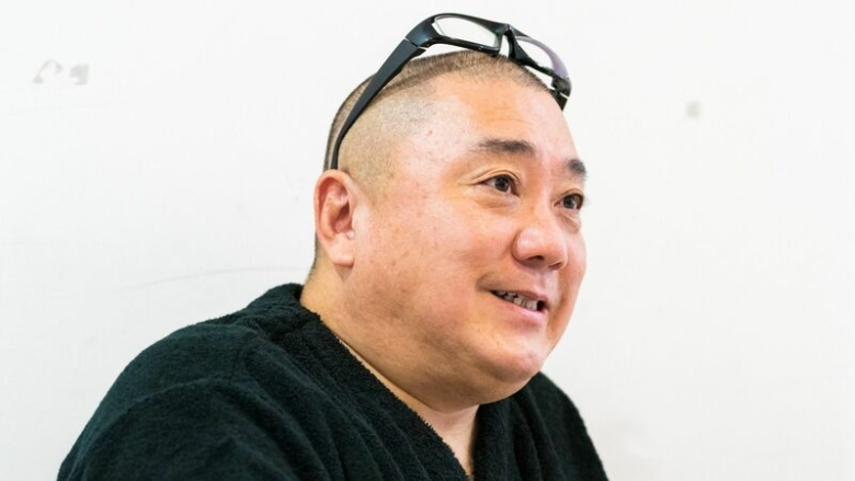山本圭壱さん