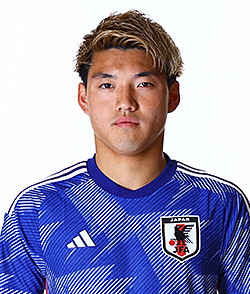 堂安律選手