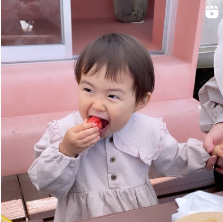 篠田麻里子さんの子供・めいちゃん