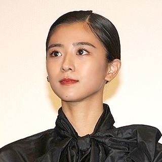 黒島結菜さん
