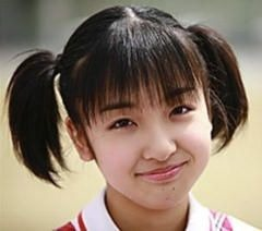 板野友美さん