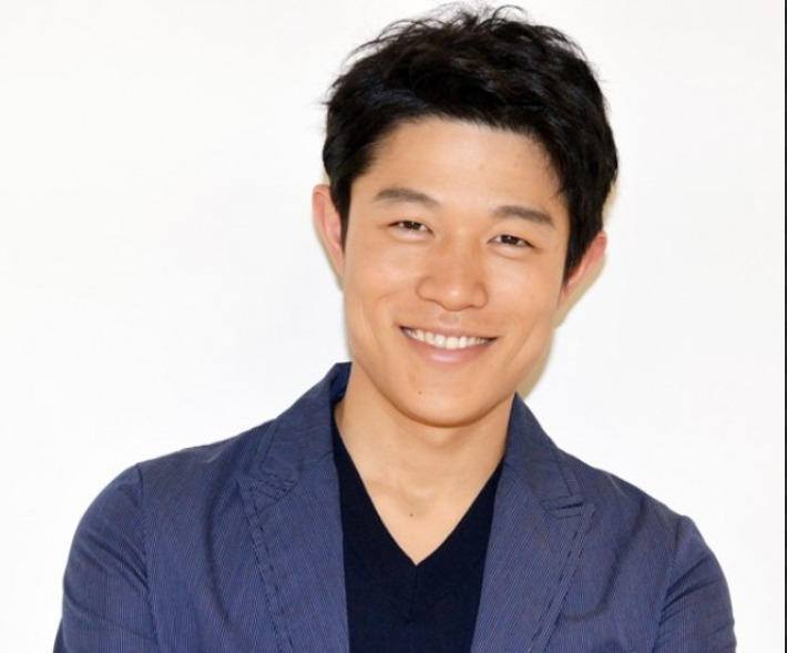 鈴木亮平さん