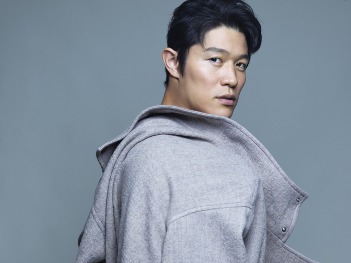 鈴木亮平さん