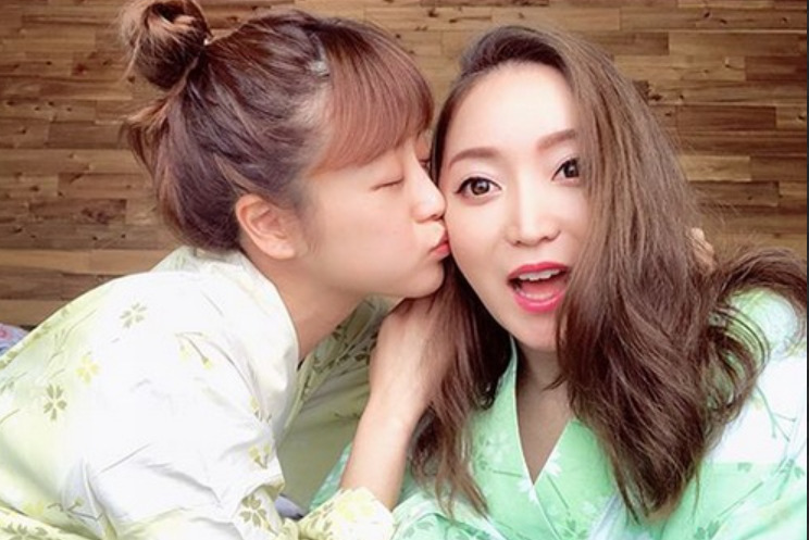 鈴木奈々さんと加藤綾菜さん