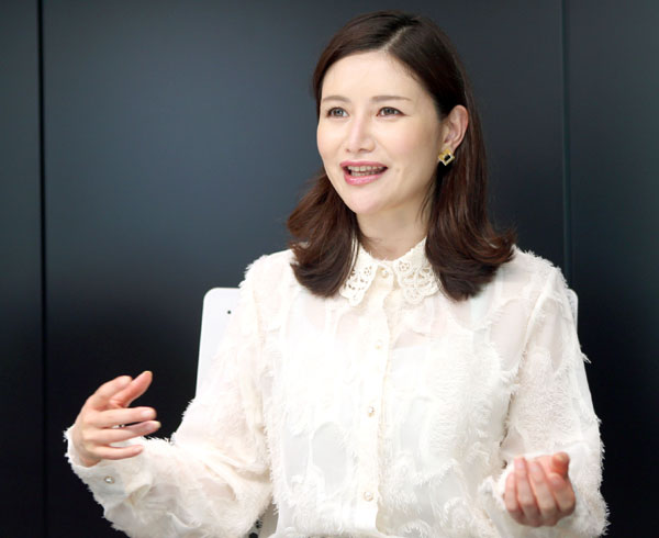 山口真由さん