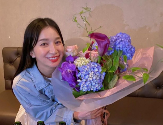 芹那さん(Instagramより)