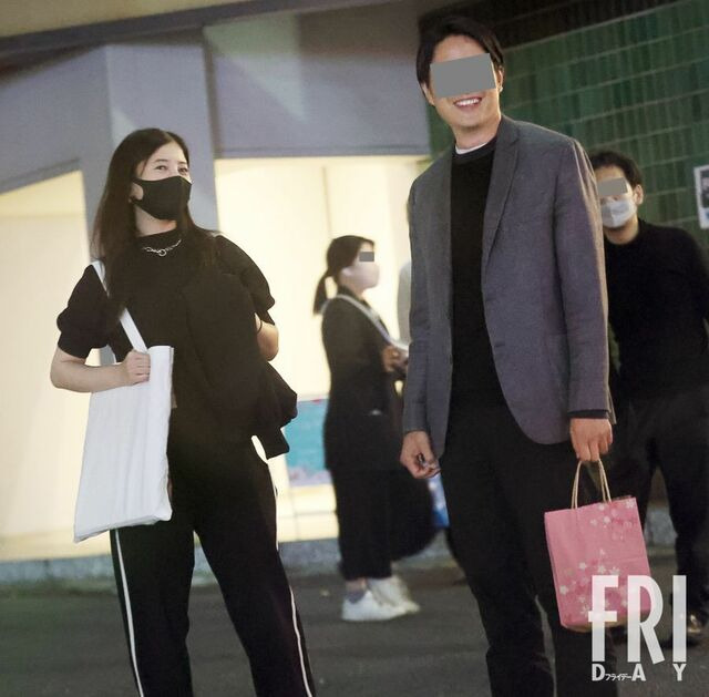 FRIDAYより