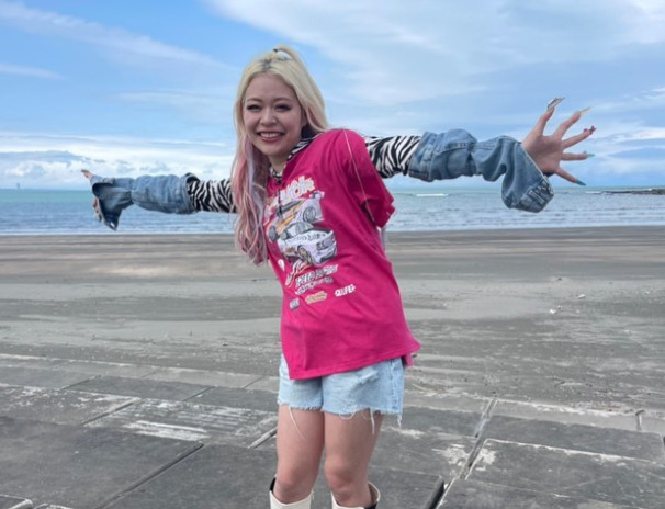 エルフ荒川さん(Instagramより)