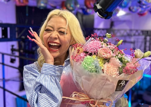 エルフ荒川さん(Instagramより)
