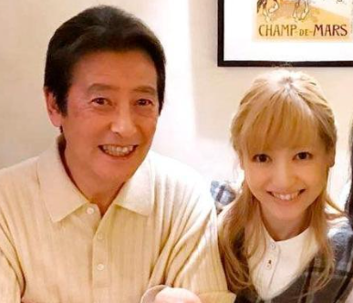 神田正輝さん(左)と神田沙也加さん(右)デイリースポーツより