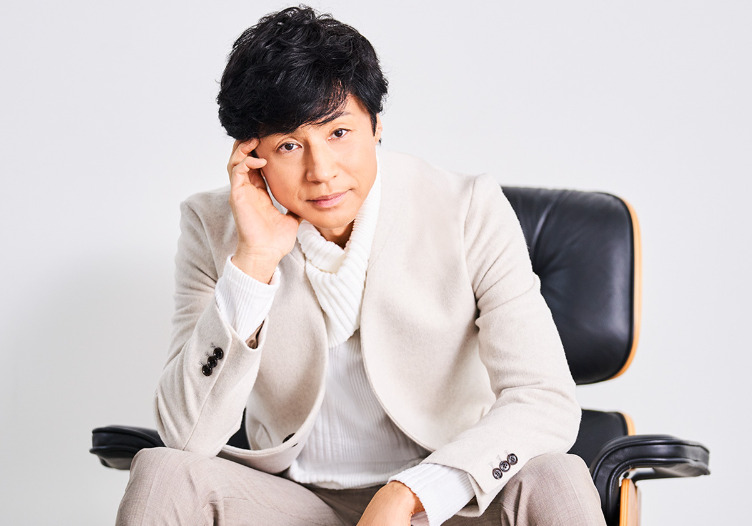 東山紀之さん(ジャニーズショップオンラインストアより)