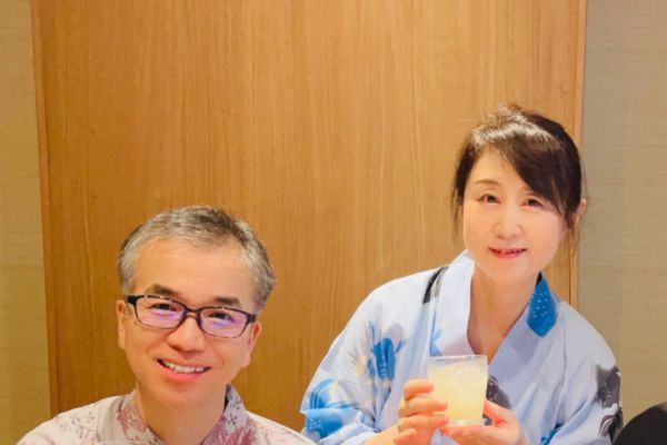 矢田稚子さんと夫(Xより)