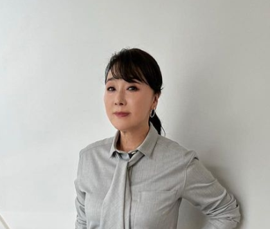 浅野ゆう子さん(Instagramより)