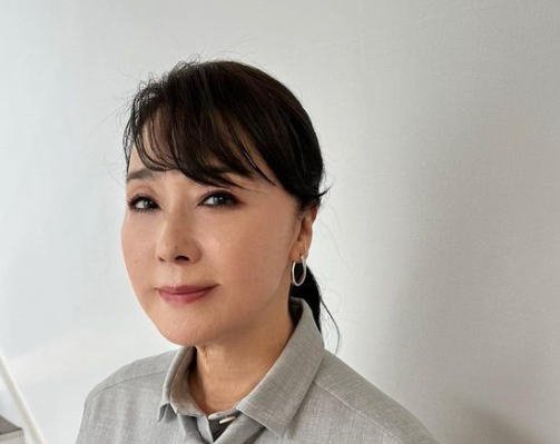 浅野ゆう子さん(Instagramより)