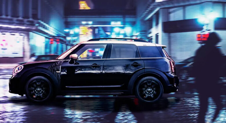 MINI CROSSOVER SHADOW EDITION
