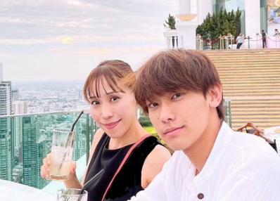 みきママ(左)と長男・はる兄(右)Instagramより