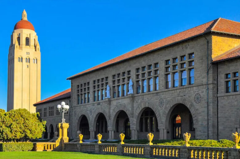 スタンフォード大学(Forbesより)