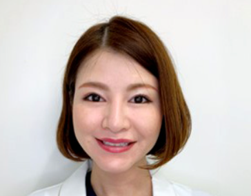 山口真由さんの妹の華央さん(ルーチェクリニックより)