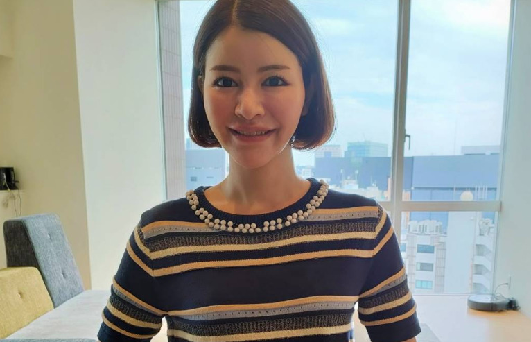 山口真由さんの妹の華央さん(Xより)